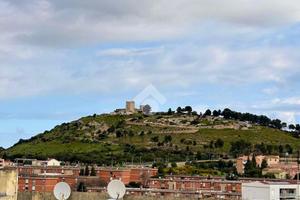 4 LOCALI A CAGLIARI