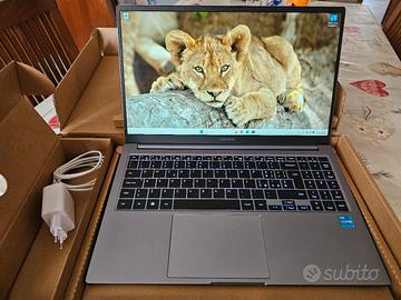 Samsung Galaxybook 4 intel 3 6 core