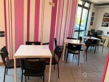 Tavolo Ikea laccato bianco