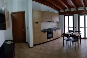 Trilocale arredato via c.a. dalla chiesa rozzano