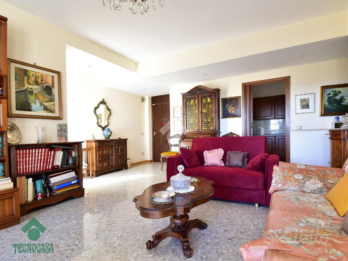 Appartamento – Roma, Villaggio Santa Barbara, Municipio Roma VII - Vista 3