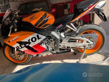 Honda cbr 1000 rr
