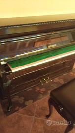 pianoforte verticale Petrof