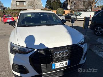 Audi Q3 2019 35TDI S tronic S line edition