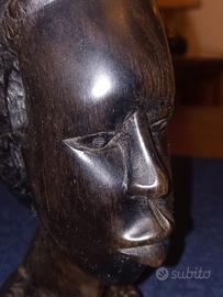 statuetta africana in legno