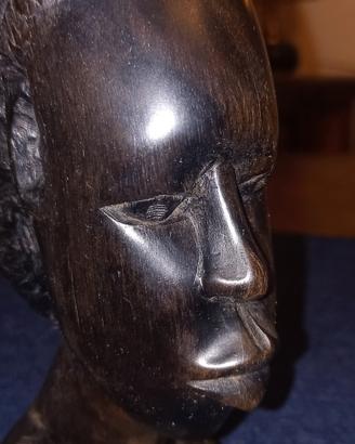 statuetta africana in legno