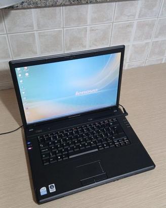 Notebook Lenovo N500 con Windows XP Pro