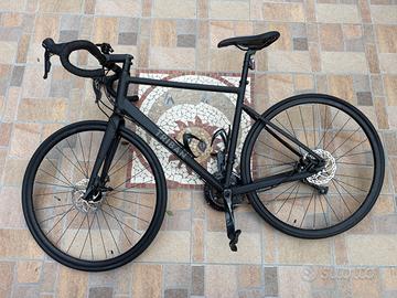 Bici da corsa Triban RC 500 Nera Opaca