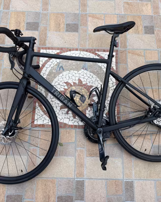 Bici da corsa Triban RC 500 Nera Opaca