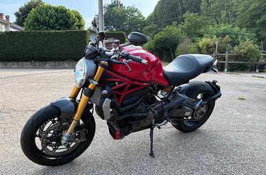 Ducati Monster 1200 S