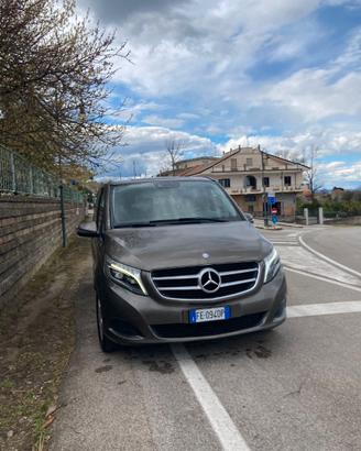 Mercedes v220d sport anno 2016