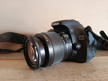 Fotocamera Eos  Canon 600D