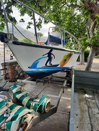 barca a motore 