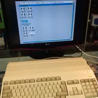 Computer Commodore Amiga 500 + Pistorm + Raspberry