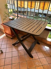 Tavolino da giardino
