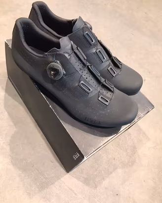 Scarpe Fizik tempo r4 carbon road n 42
