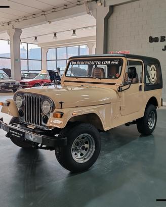 Jeep CJ-7 Laredo
