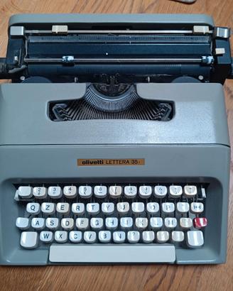 Macchina da scrivere OLIVETTI LETTERA 35