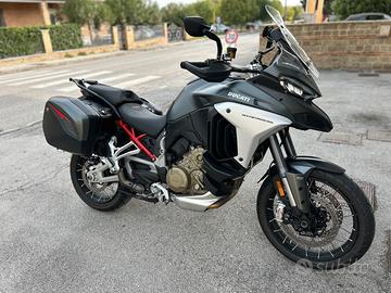 Ducati Multistrada V4S