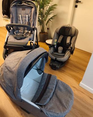 Inglesina Aptica + Isofix Inglesina