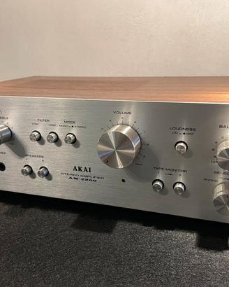Amplificatore vintage Akai