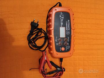 Carica batteria+torce led +vivavoce auto