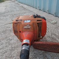 Decespugliatore e motosega