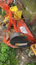 Trincia tutto  per trattore