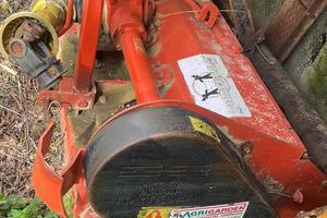 Trincia tutto  per trattore