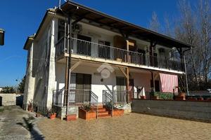 BIFAMILIARE A CASTEL VOLTURNO