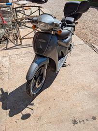 Aprilia Scarabeo 50 2T