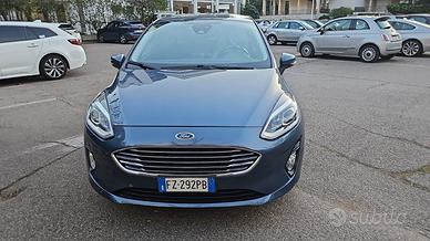 Ford Fiesta 1.1 75CV Titanium Gpl/Benz Neopat