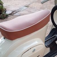 Sella Vespa 50  l n r Special restaurata
