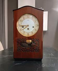 Orologio a pendolo vintage