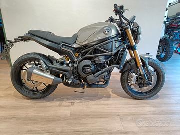 Benelli Leoncino 800