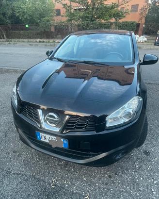 SUV Nissan Qashqai 1.5 dCi