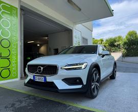 Volvo V60 CrossCountry 2.0 b4 AWD GARANZIA 24 MESI