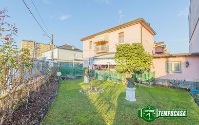 Villa a Motta Visconti 5 locali