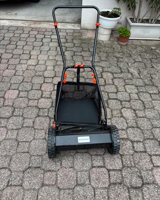 Tosaerba elicoidale manuale