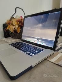MacBook Pro 15” i7 Quad-Core 16GB RAM 