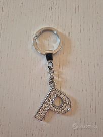 Portachiavi lettera P con strass