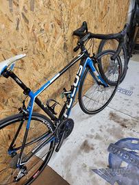 Focus Cayo in carbonio, misura 52-54