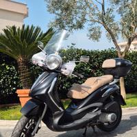 Piaggio Beverly Tourer 300 nero