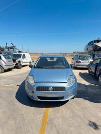 RICAMBI AUTO FIAT PUNTO 2006