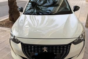 Peugeot 208 allure 1.5 diesel 100cv