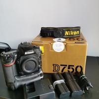 NIKON D750