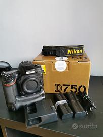 NIKON D750