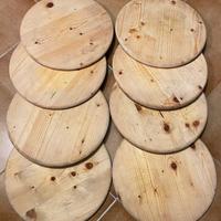 Taglieri in legno rotondi