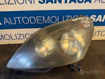 fanale anteriore sx opel zafira b 2008