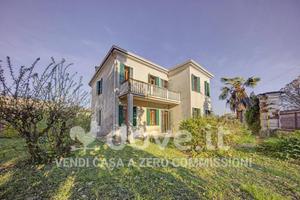 Villa di 240 m² con più di 5 locali a Conselve